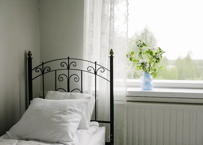 بيت شباب Jennin Majatalo